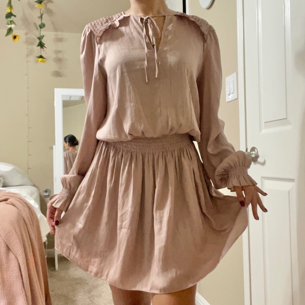Long-sleeve Peasant Ruched Notch Tie Mini Dress